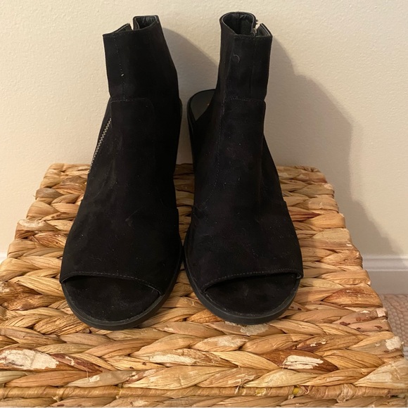 Black Rocketdog heeled sandals - Picture 3 of 3